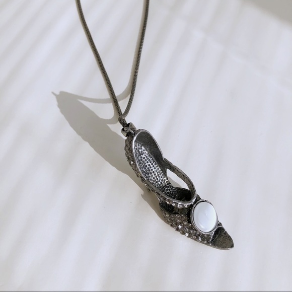 Long Chain Necklace with Metal & Crystal Shoe Pendant - Picture 4 of 13